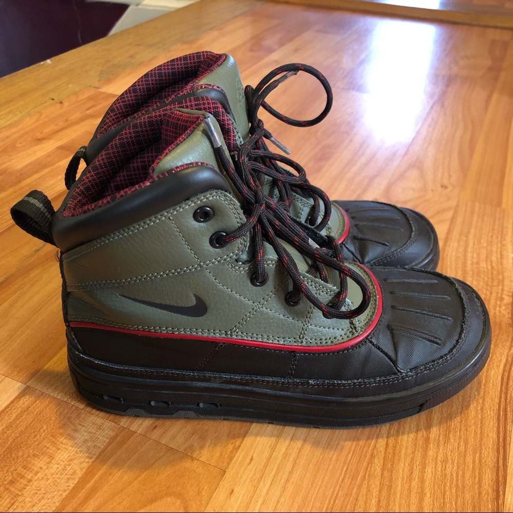 Nike Boots